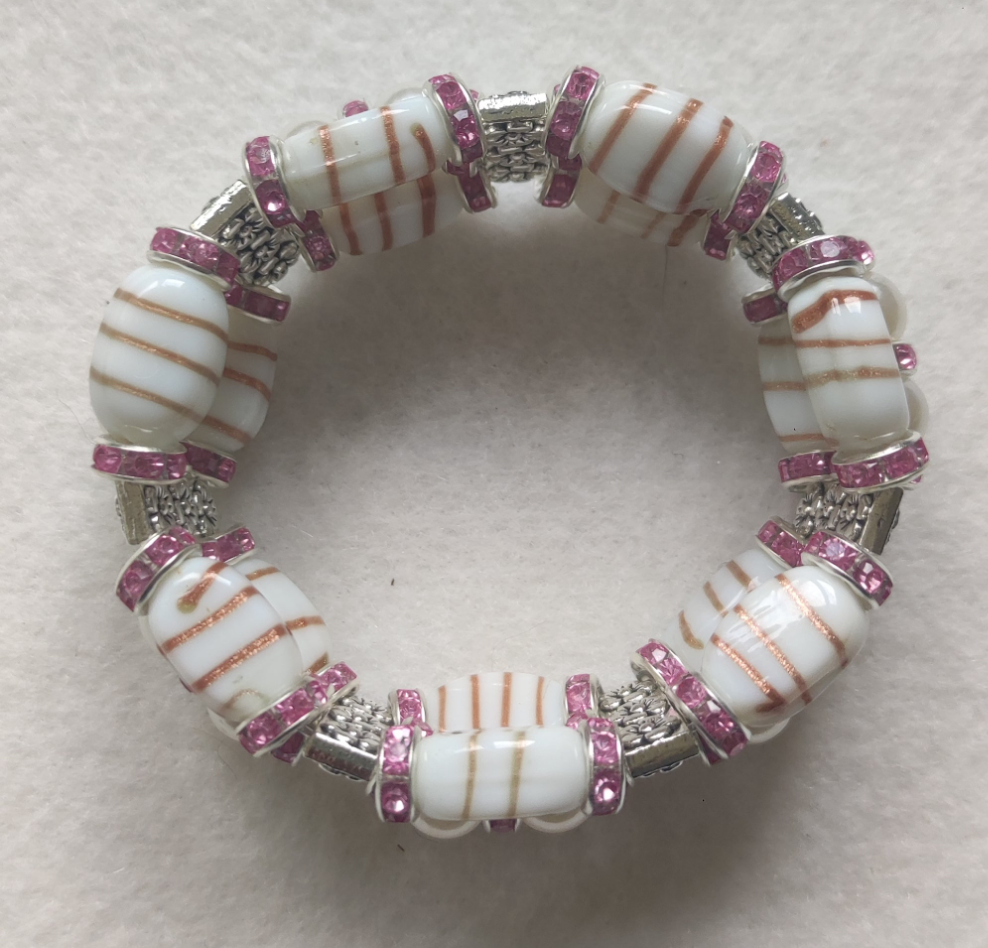 Bracelet en verre avec perles d'espacement
