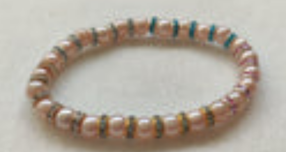 Bracelet en perles rose