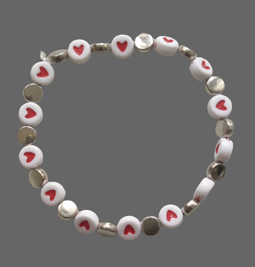 Bracelet en perles motif coeur ❤️