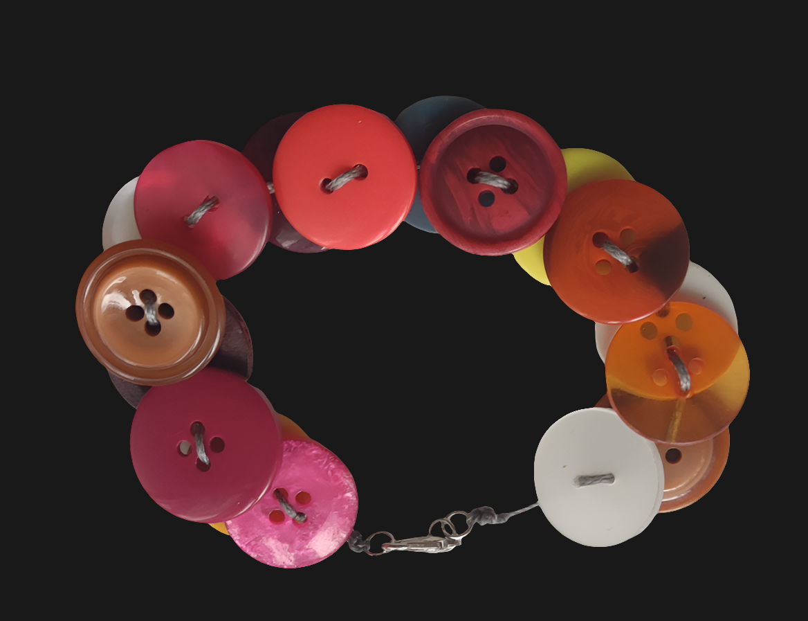 Bracelet à gros boutons