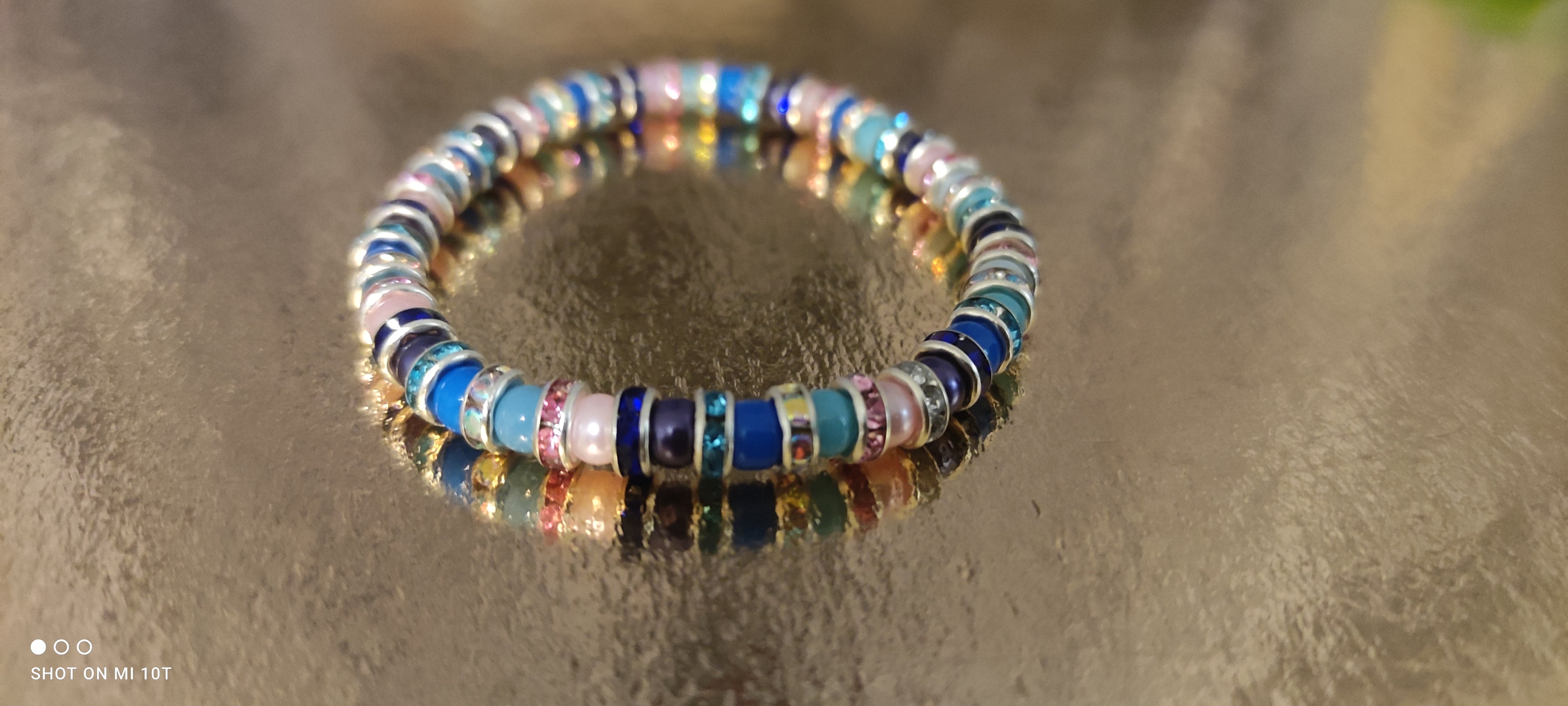 Bracelet en petite perle de verre