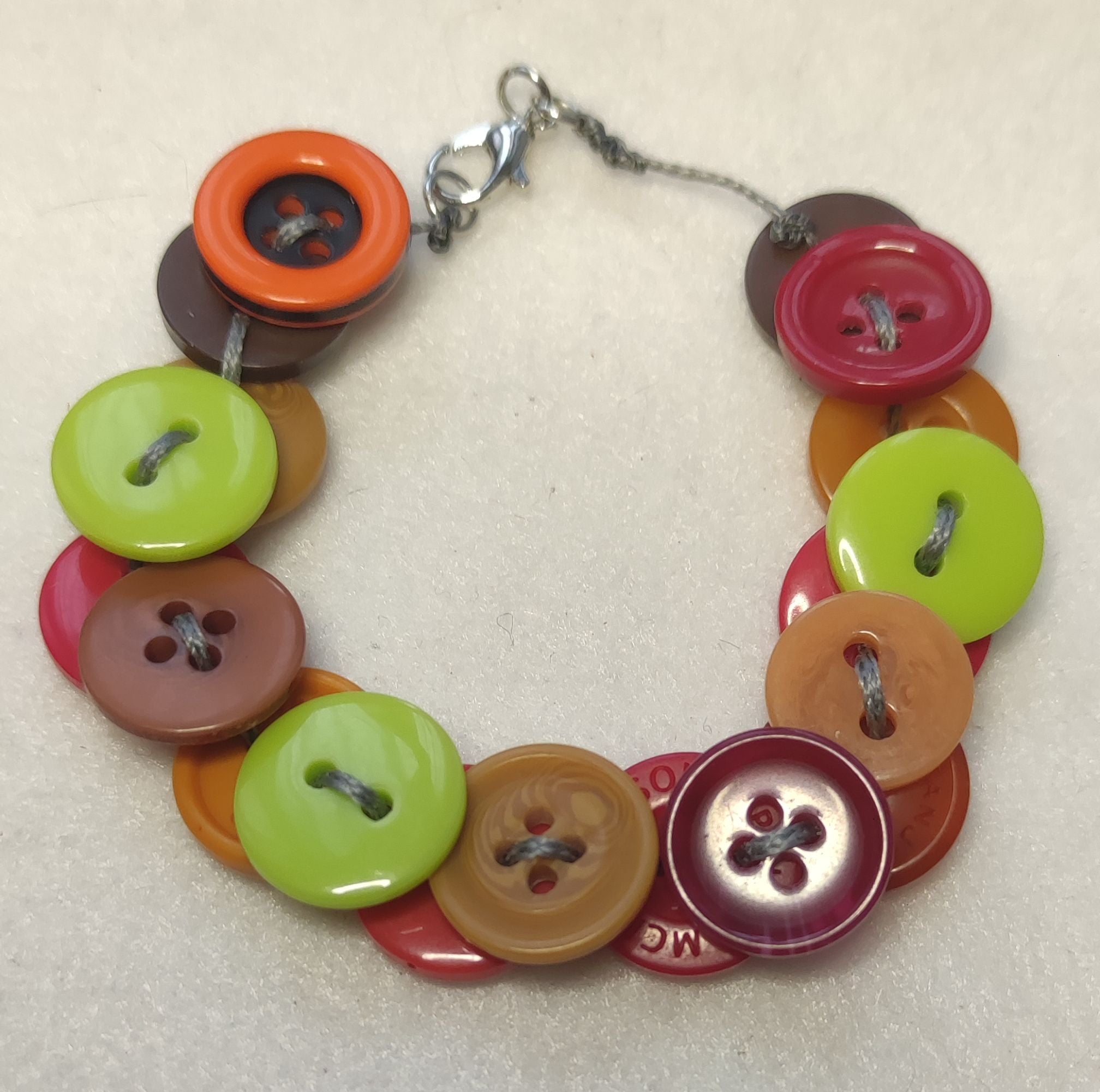 Bracelet bouton avec fermoir