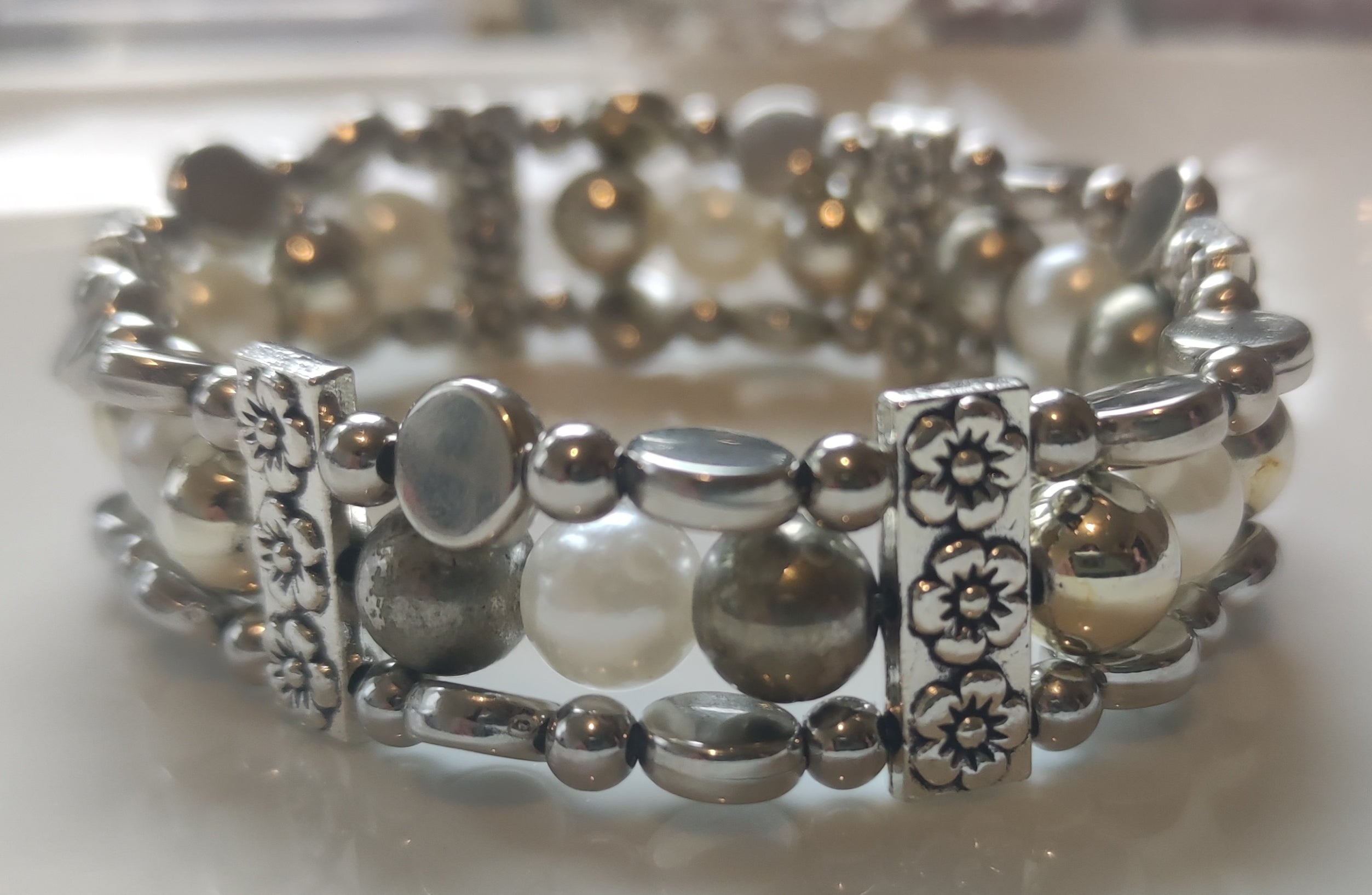 Bracelet en perles avec perles d'espacement