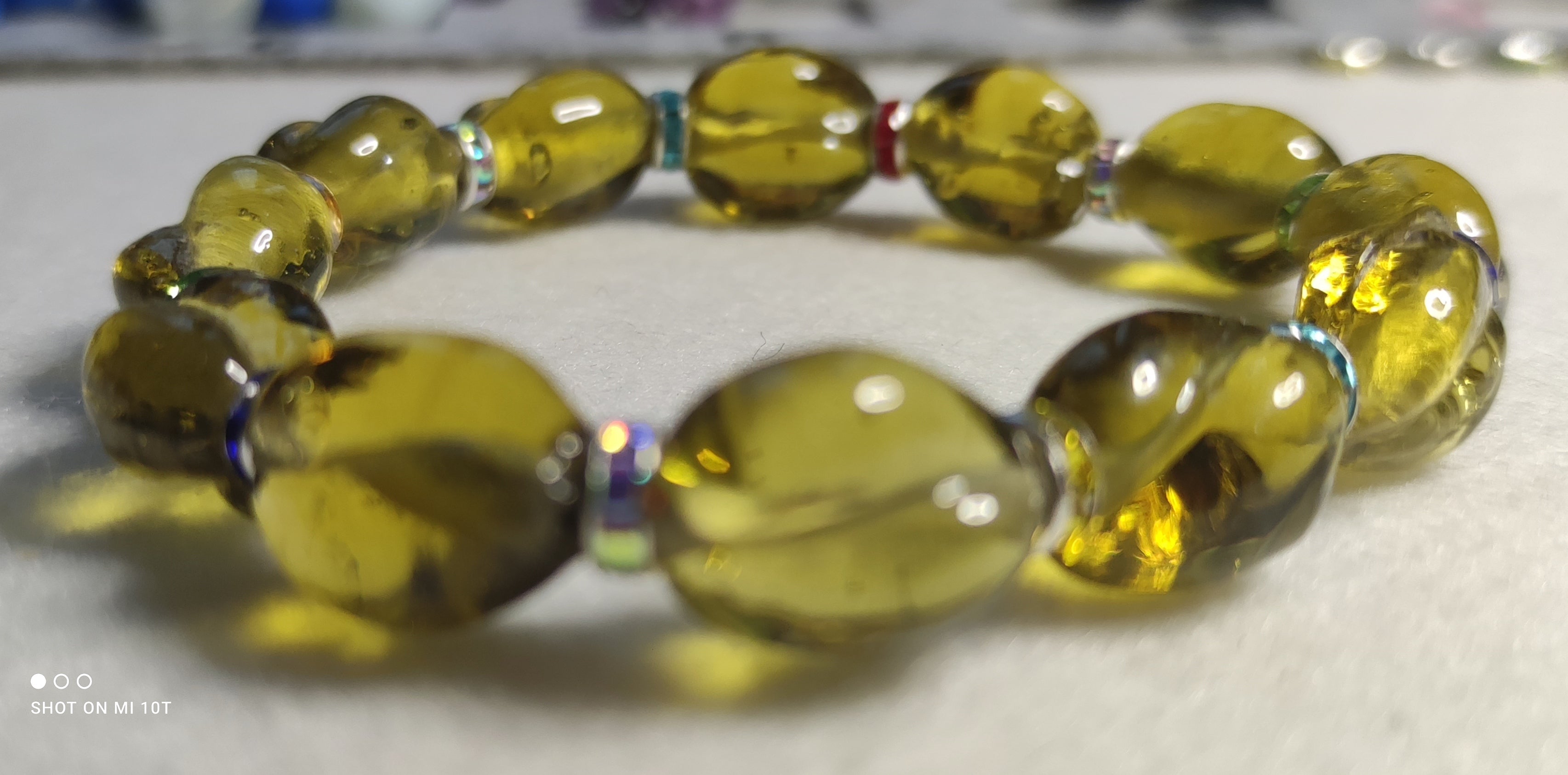 Perles de verre vert clair