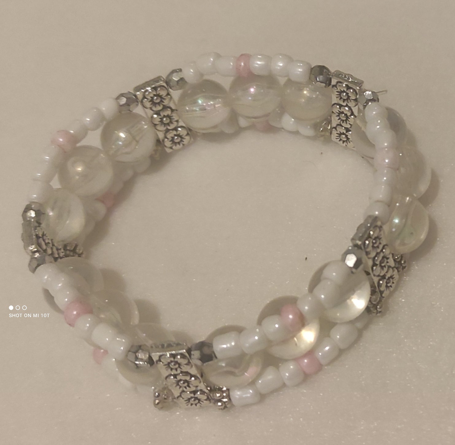Bracelet en perles transparent