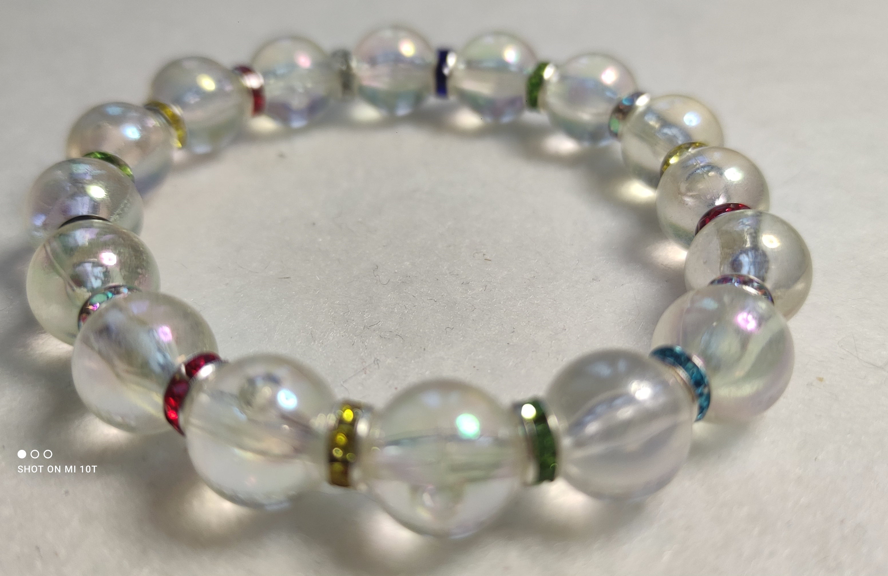 Bracelet en perles transparent brillant